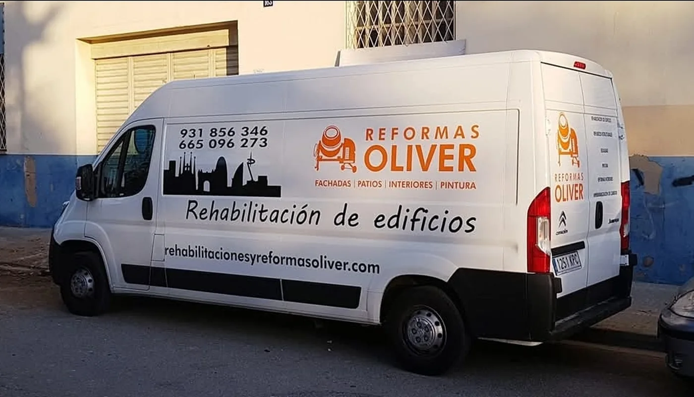 Vehículo corporativo de Reformas Oliver