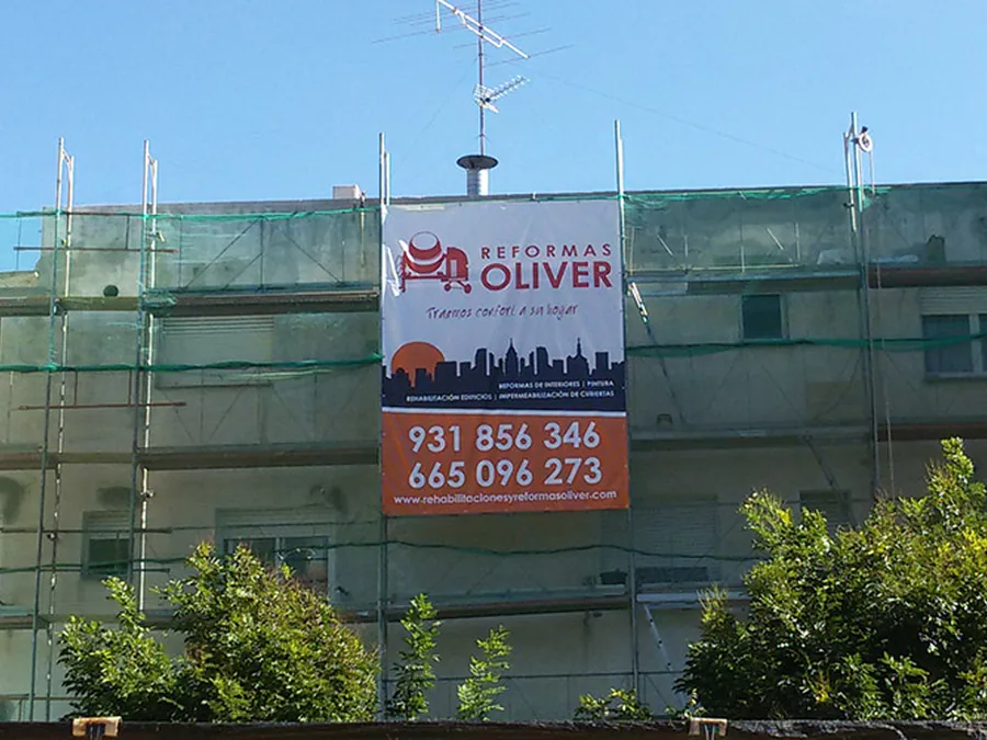 Obra de rehabilitación y pintura de fachada en Molins de Rei